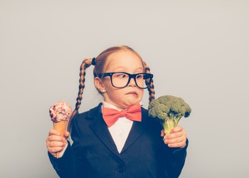 Comment choisir entre ARE ou ARCE en auto-entreprise ?