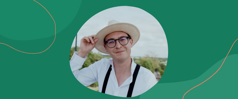 Portrait d’auto-entrepreneur : Nico larochelle, créateur de contenu et ambassadeur du patrimoine charentais