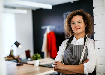 Auto-entrepreneur et couturière à domicile