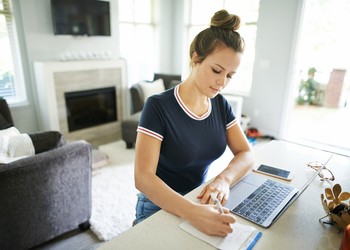 Gel du décret sur l'ACRE : et après ?