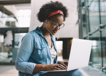 Peut-on être auto-entrepreneur et étudiant ?