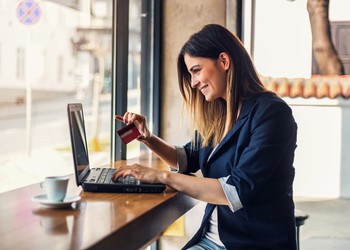 Encaissez vos clients sans effort grâce au paiement en ligne !