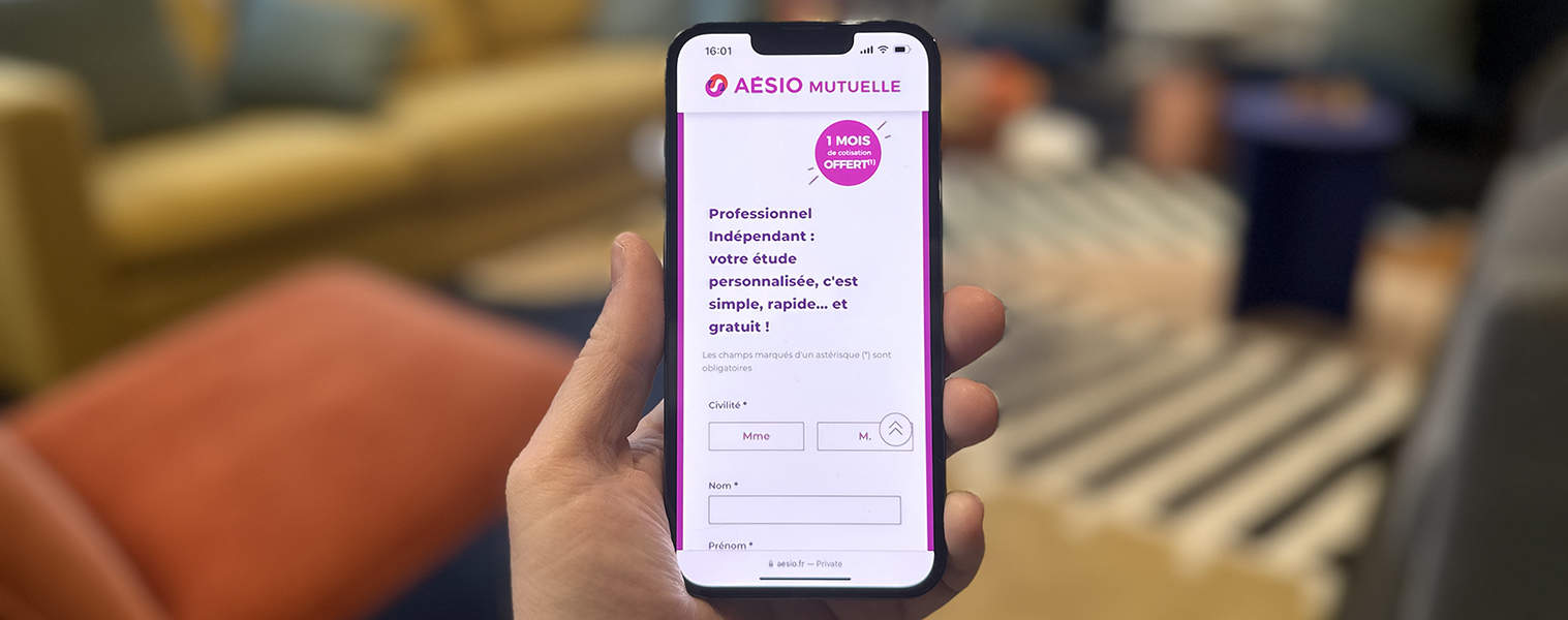 iPhone montrant l'offre mutuelle de Aésio